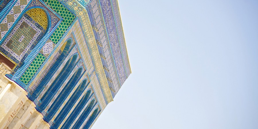 The vibrant colors of the Dome of the Rock